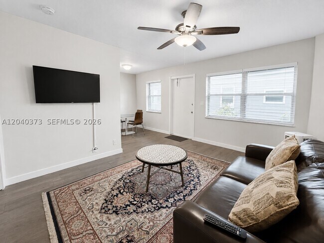 1415 SW 1st Ave Unit 6