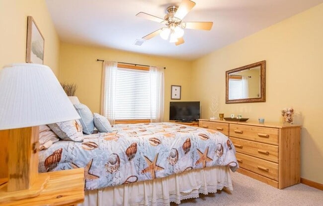Photo - 1833-4-1834 E 20th Ct Condo Unit 4