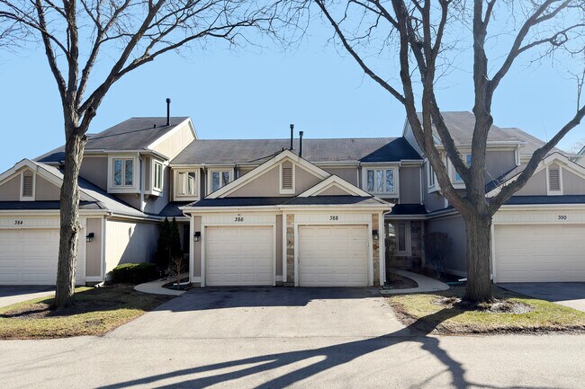 Photo - 388 Kildeer Ln