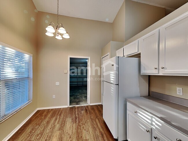 Photo - 26922 Carmen Pl