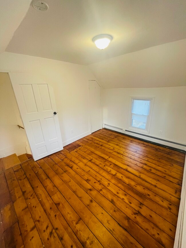 Dormitorio - 4212 Marathon Pky