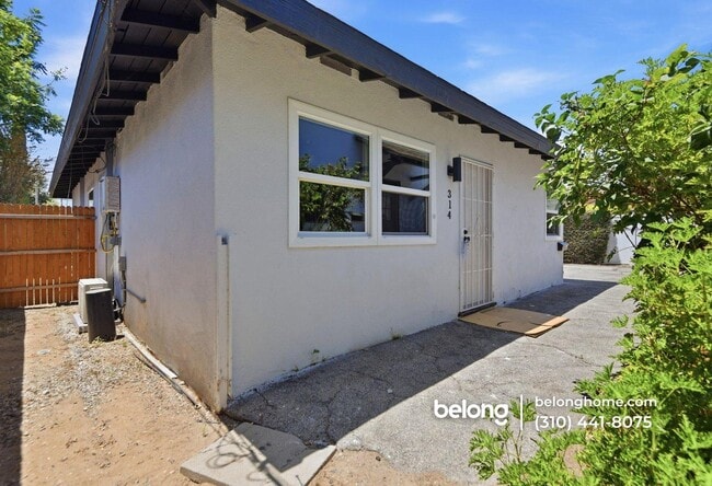 Photo - 314 S Santa Anita Ave