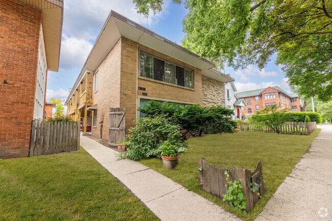 Building Photo - 405 S Maple Ave Rental