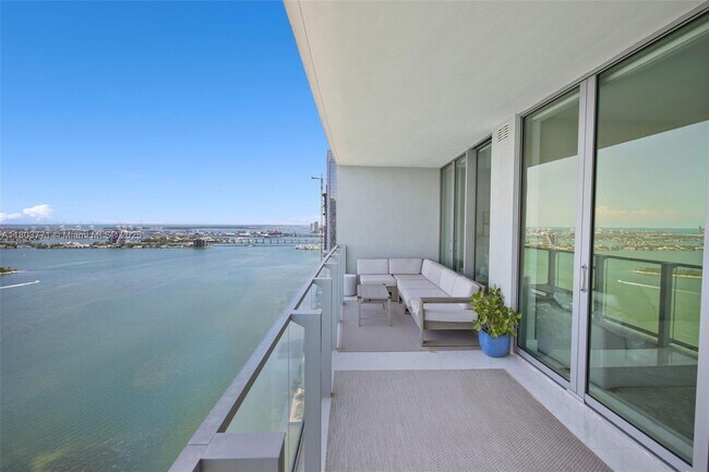 Photo - 2900 NE 7th Ave Condo Unit 4005