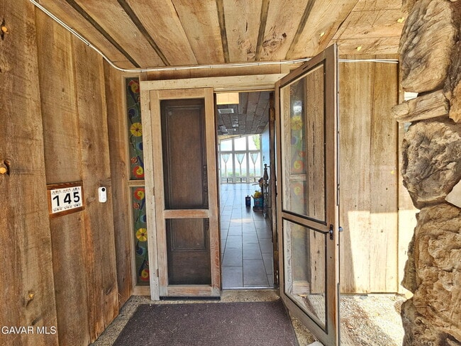 Photo - 145 Lakeview Dr