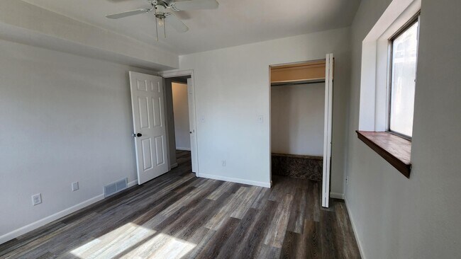 Photo - 102 N 9th St Unit B