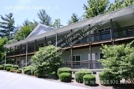 Photo - 609 Hebron Rd