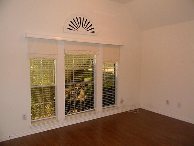 Photo - 2511 Branch View Ln