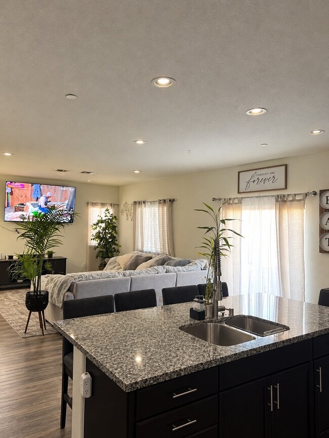 2392 Lonita Ct