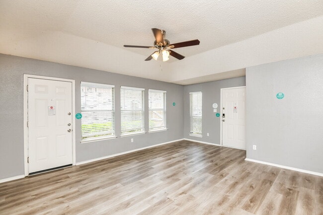 Photo - 2607 Whitehurst Dr