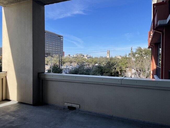 Photo - 1401 Calumet St Unit 300