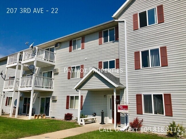 Building Photo - 207 3rd Ave Unit 22 Rental