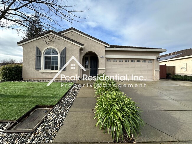 Building Photo - Beautiful Rancho Cordova 3bd/2.5ba Home With 2 Car Garage!