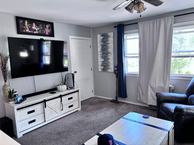 Photo - 60 Kilby St Unit 2