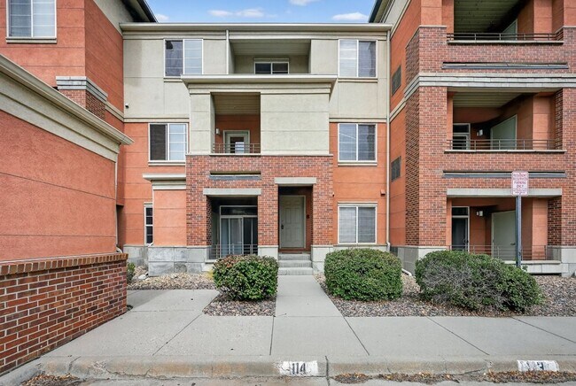 Building Photo - 4100 Albion St Rental