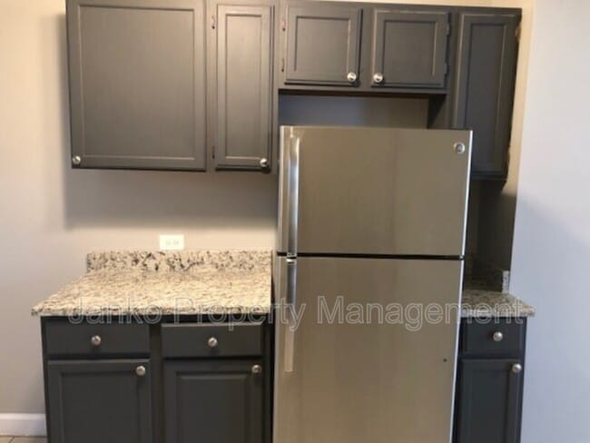 Photo - 1415 E 75th St Unit 2