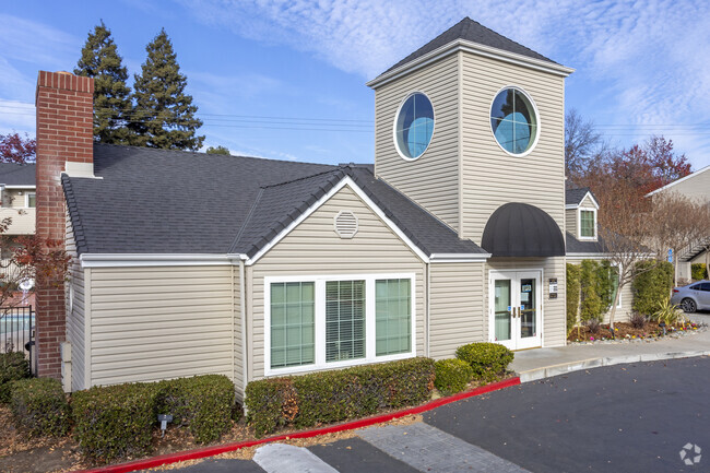 Building Photo - Pepperwood Knoll Apartments