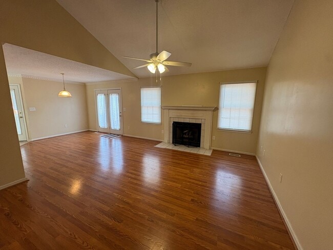 Photo - 10 Fortson Way