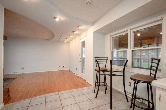 Photo - 1714 W Swan St