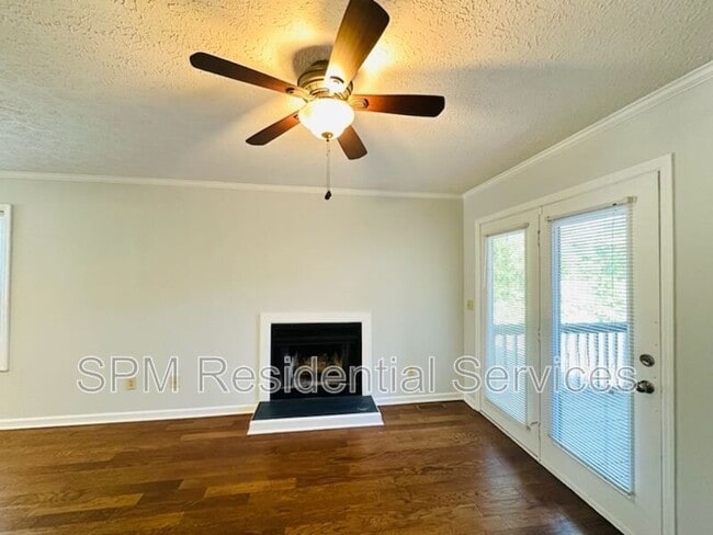 Photo - 1811 Savannah Ct