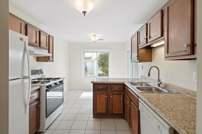 Photo - 7030 Park Ln Ct