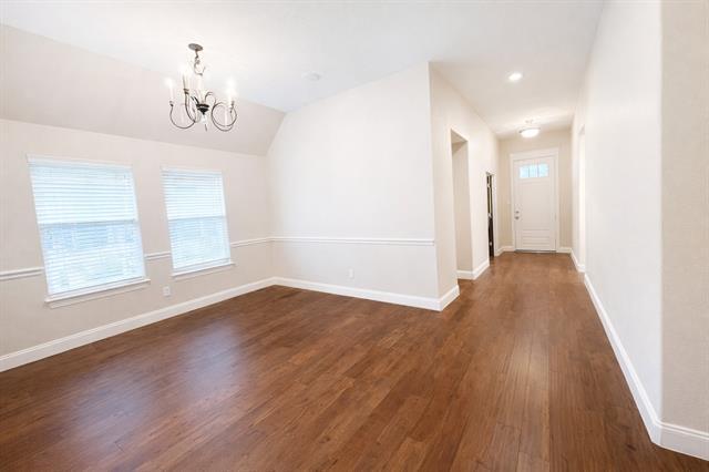 Photo - 3884 Banner Dr