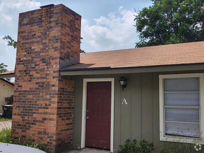 Building Photo - 624 Mill St Unit 624A Rental