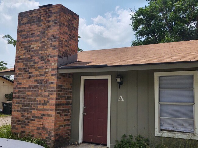 Building Photo - 624 Mill St Unit 624A Rental