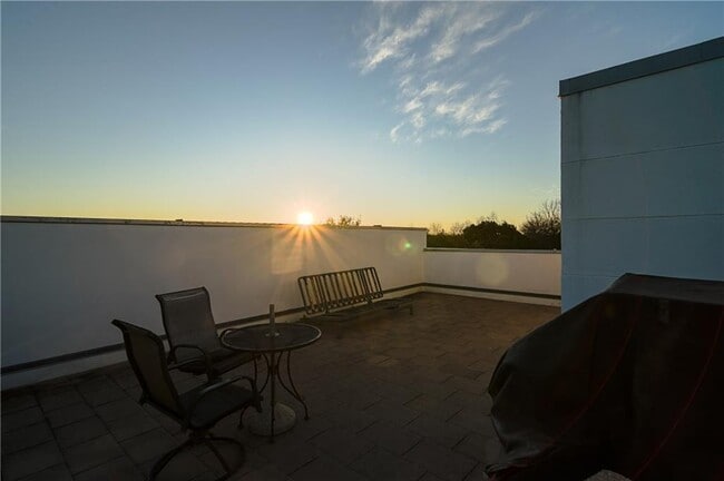 Building Photo - 4801 S Congress Ave Unit P5 Rental