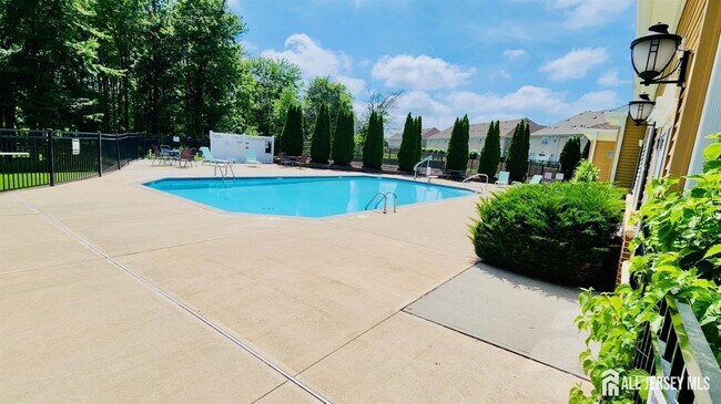 Photo - 542 E Celebration Way