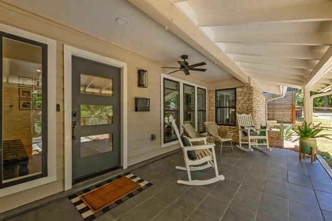 Photo - 2215 Alta Vista Ave