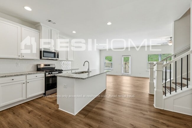 327 Townley Rd