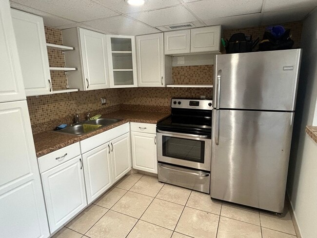 Photo - 2036 NE 18th St