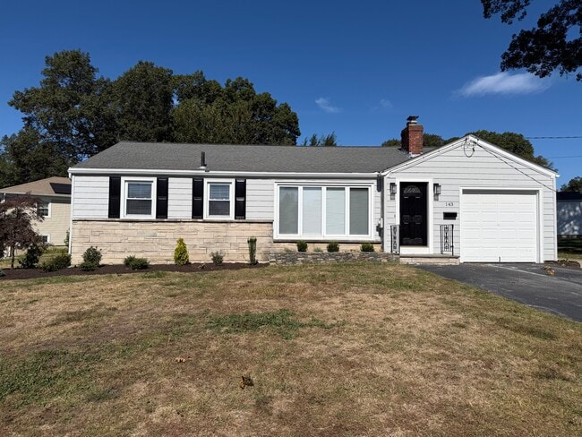 Building Photo - 143 Scenic Dr