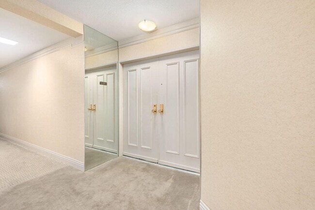 Photo - 910 Island Dr Unidad 112