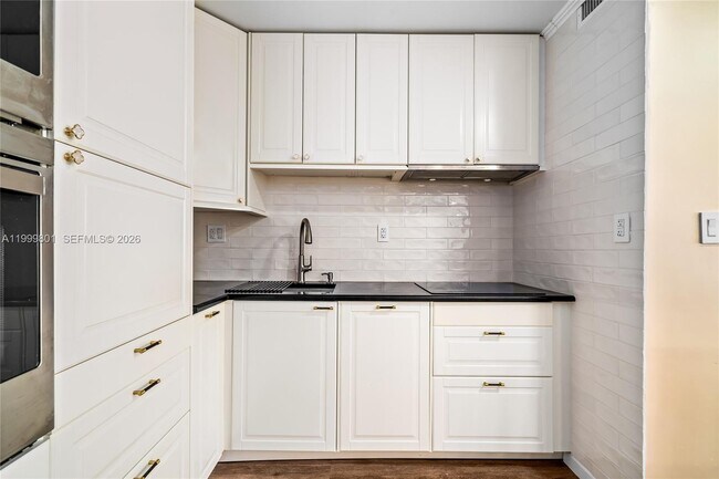 Photo - 600 Three Islands Boulevard Unit 604