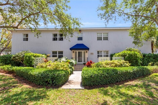 Building Photo - 5450 SW 76th St Unit 3-C Rental