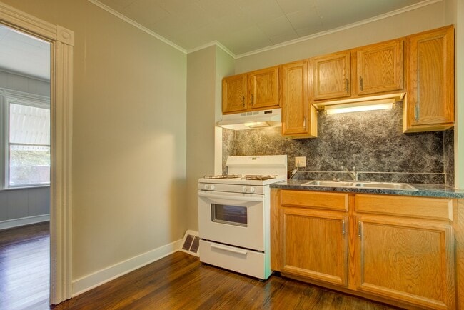 Photo - 707 W Vine St