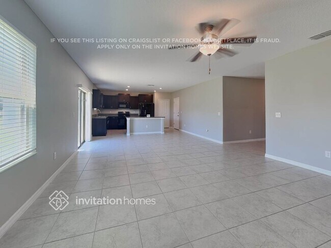 1859 Crinkle Leaf Ct