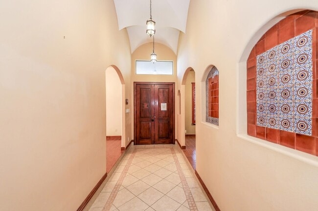 Photo - 6514 Grande Bay