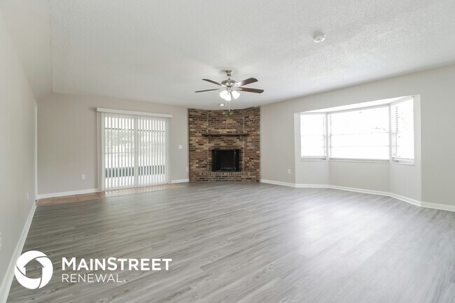 308 Adrienne Dr