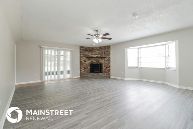 Photo - 308 Adrienne Dr