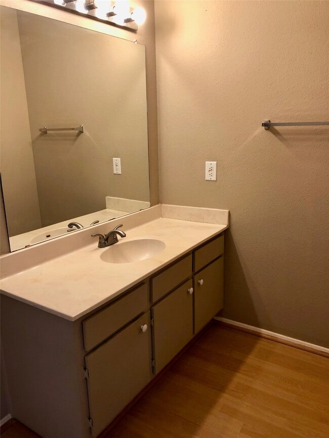 Photo - 2611 Grants Lake Blvd Unit 205