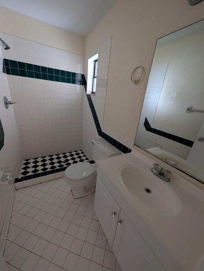 Photo - 1382 Birkdale Dr Unit 1388
