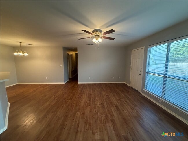 2752 FM1044