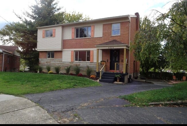 Photo - 4924 Kelsch Ln Unidad First Floor #1