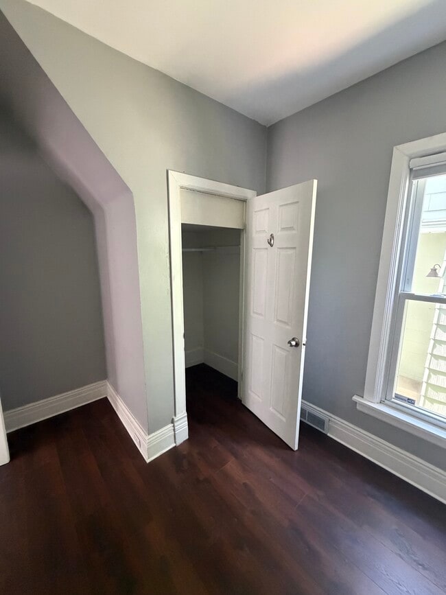 Photo - 47 Abbottsford Pl