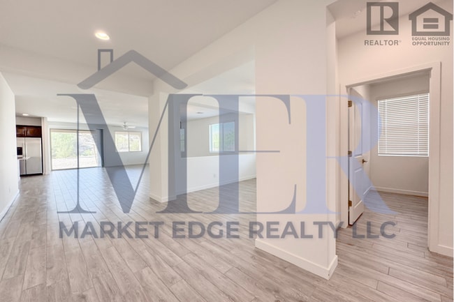 Photo - 2Bed/2Bath Gated Turnkey Home in Wickenbur...