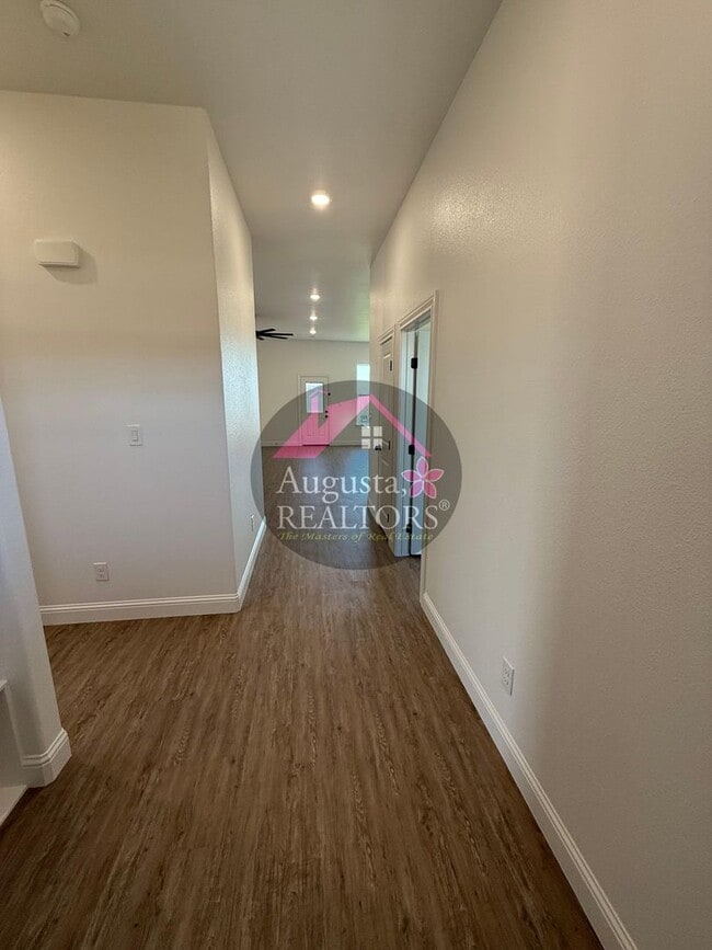 316/320 Woodstock