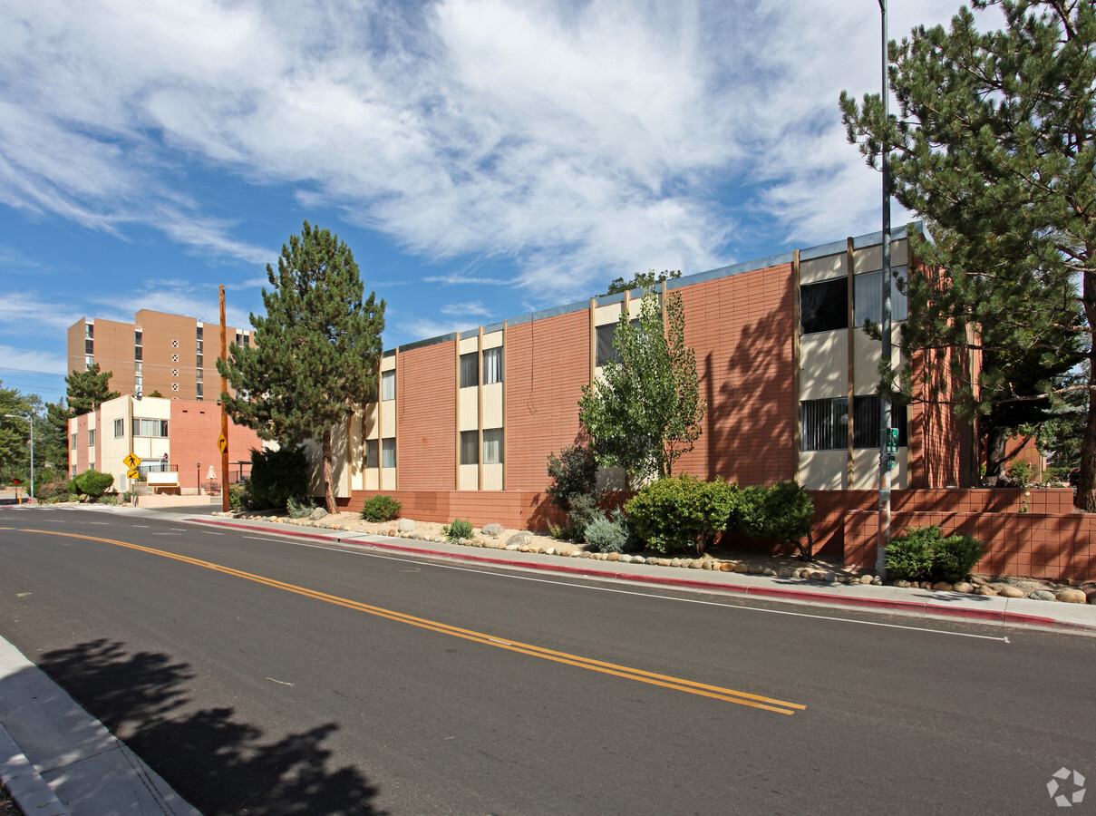 Photo - Riverview Apartments